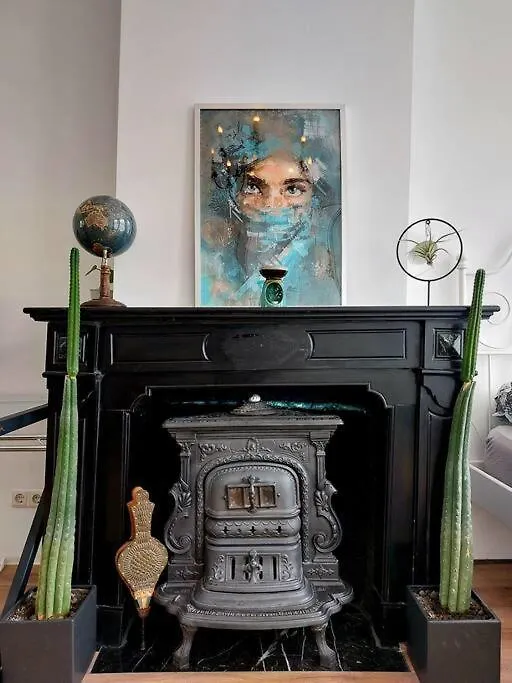 Historic Apartment Very Close To City Center Rotterdam