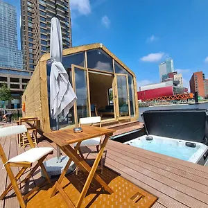  Hébergement de vacances Wikkelboat Nr5 At Floating Rijnhaven